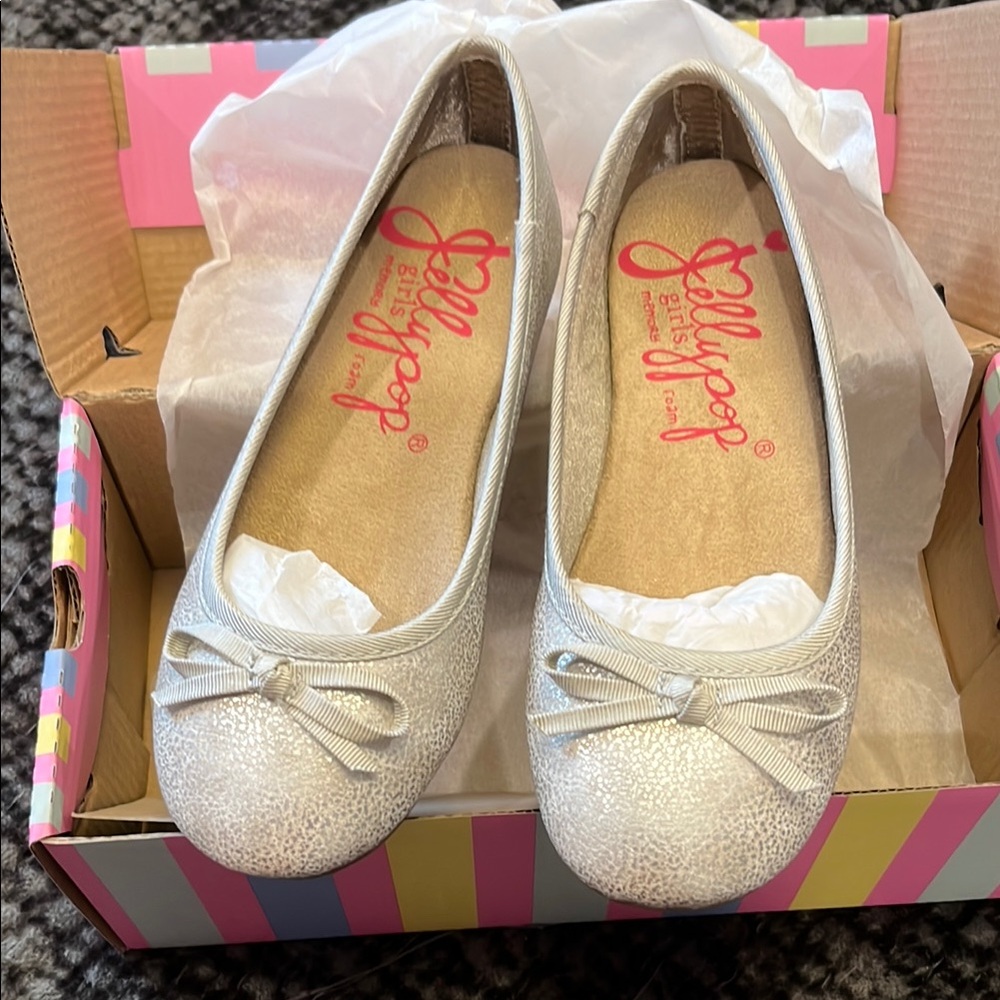 Jellypop Girls “Lillie” Silver Metallic Ballet Flats Size girls 1M